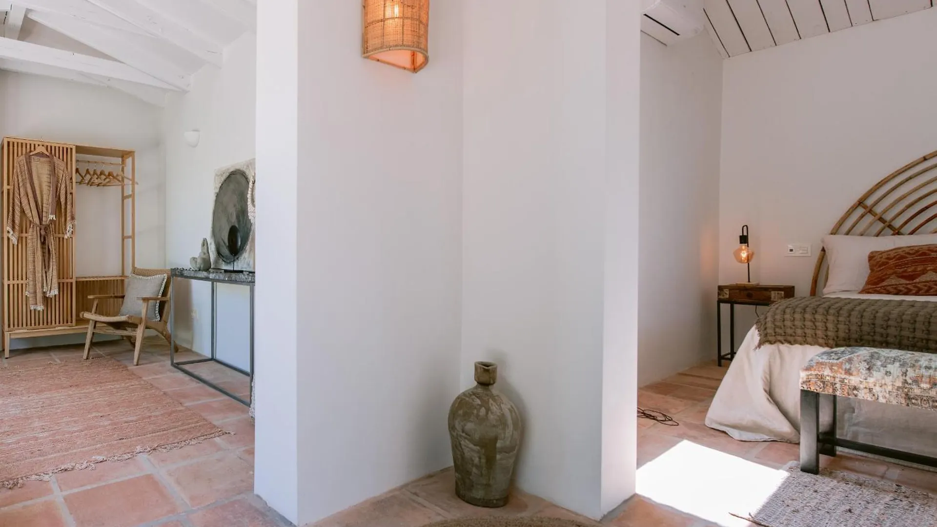 San Roque Suites De Monda