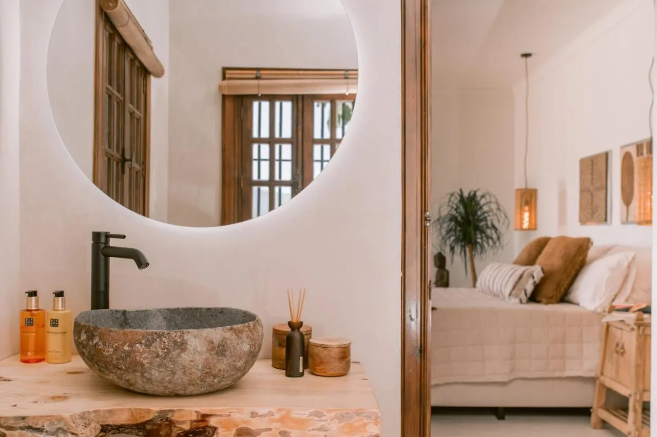 Hotel San Roque Suites De Monda Spain